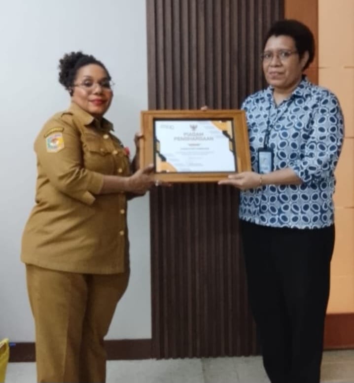 Disperindag Kabupaten Tambrauw Raih Penghargaan Nasional dari Menteri Perindustrian atas Dedikasi Peningkatan Produk Dalam Negeri