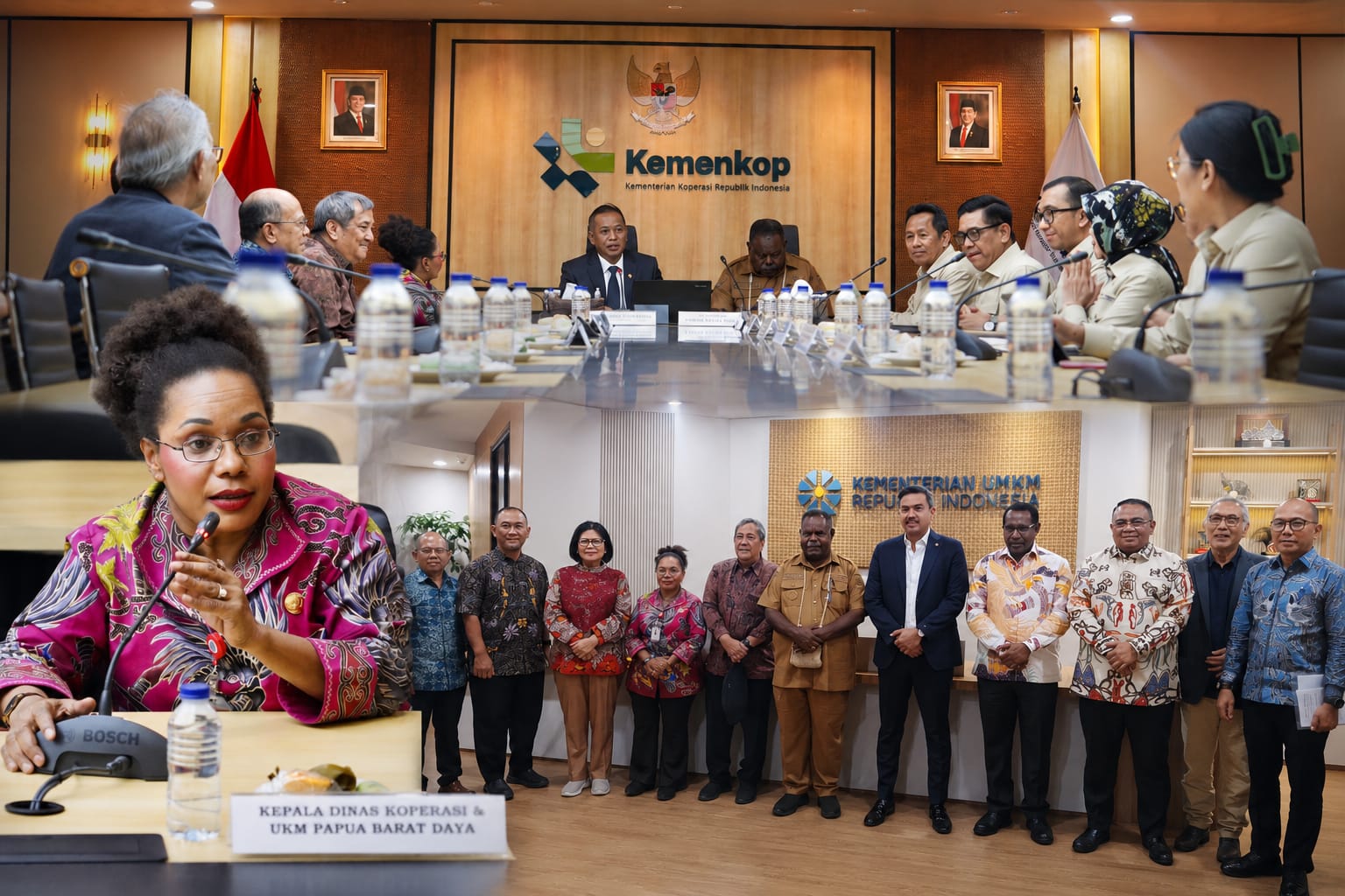 Gubernur Elisa Didampingi Kadis Koperasi dan UKM Papua Barat Daya  Audensi dengan Dua Menteri :  Bahas Transformasi Ekonomi  Daerah