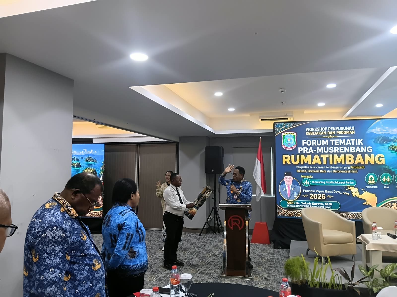 Pemprov PBD Gelar Workshop Penyusunan Kebijakan & Pedoman Forum Tematik Pra‑Musrenbang; Yakob Kareth: Program Tanpa Evaluasi Sama Saja Tidak Berubah
