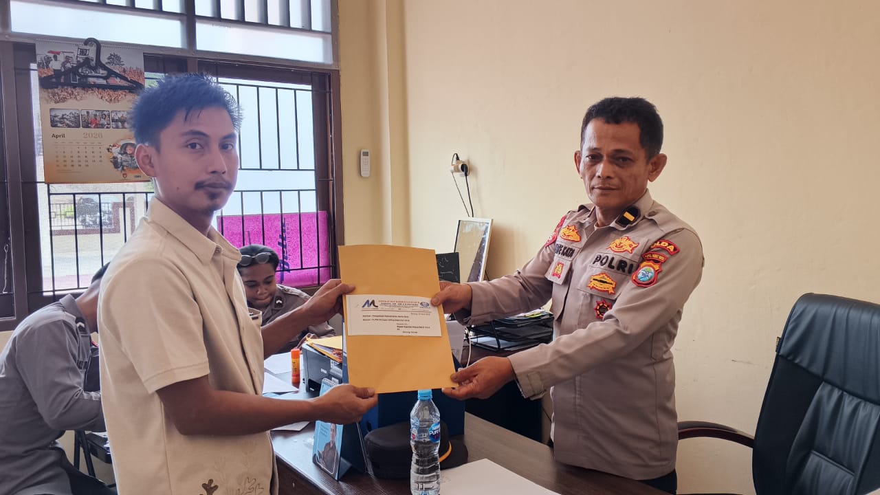 Tim 11 DPC PERADI Sorong Resmi Laporkan Persekusi Siti Zakiah  Umpaim ke Polda